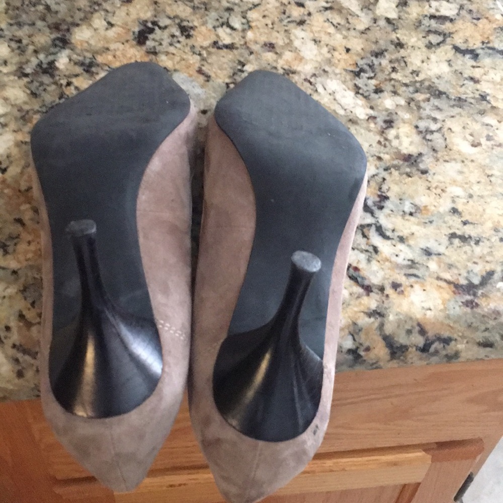 Shoes - Picture 3 of 5